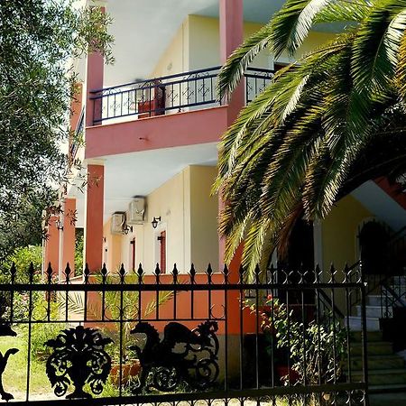קאבוס Villa Helena חדר תמונה