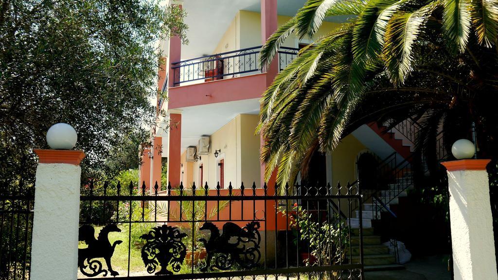 קאבוס Villa Helena חדר תמונה