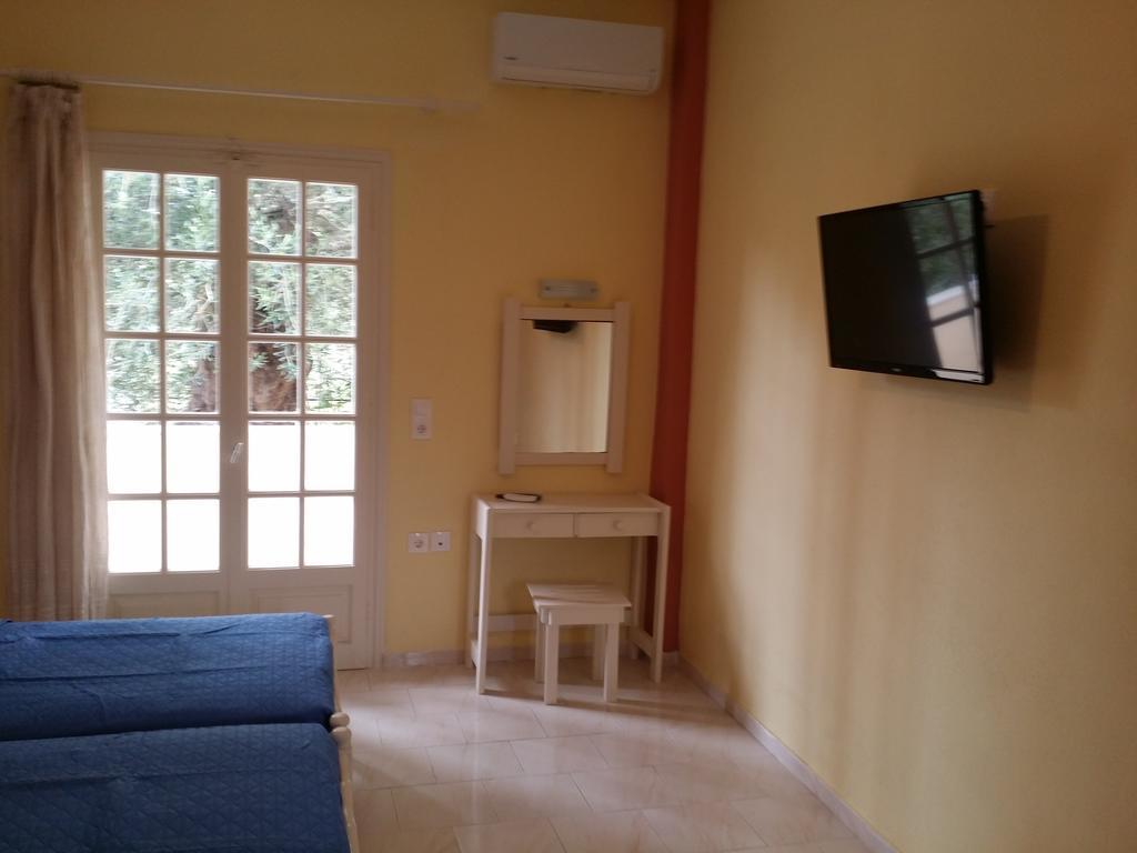 קאבוס Villa Helena חדר תמונה