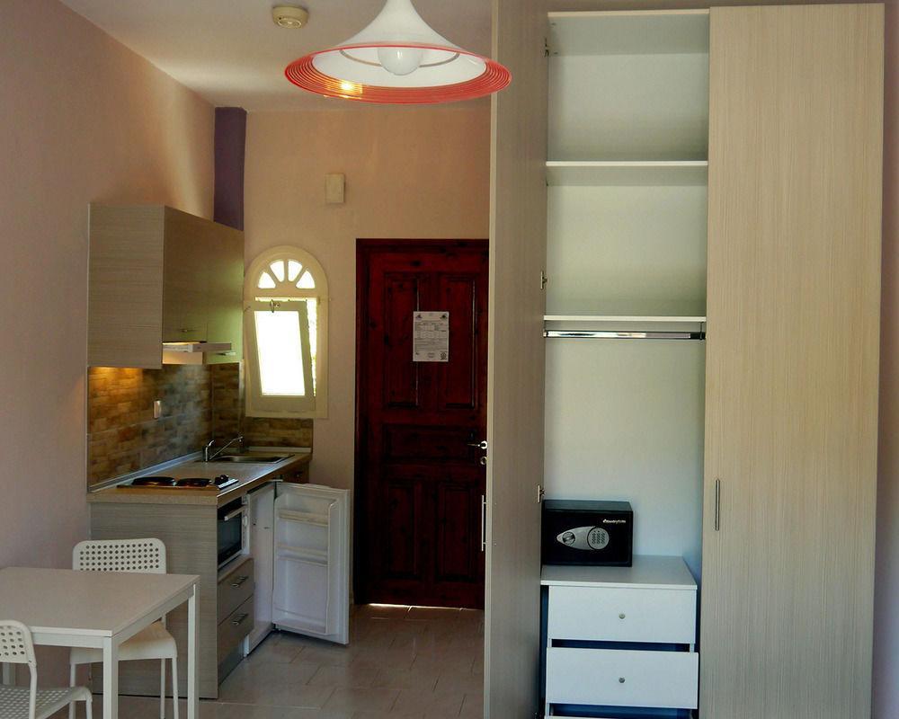 קאבוס Villa Helena מראה חיצוני תמונה